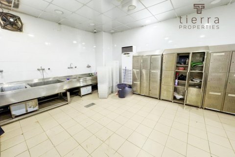 1393.5m² Warehouse in Al Quoz, UAE No. 47666 3