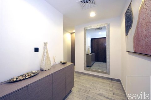 Квартира с 1 спальней в Executive Towers, ОАЭ №200975 5