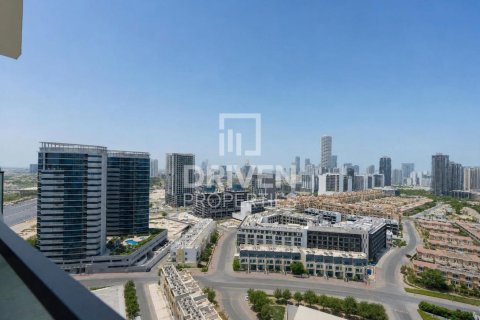 Apartment de 2 dormitorios en District 12, UAE No. 199939 17