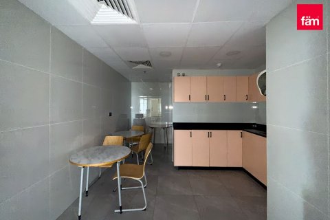 368.9m² Office in Dubai, UAE No. 135621 24
