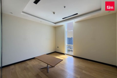 368.9m² Office in Dubai, UAE No. 135621 14