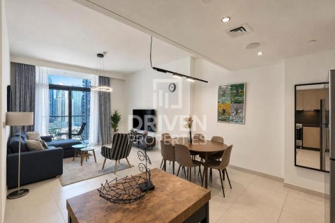 Apartment de 3 dormitorios en Burj Crown, UAE No. 215196 3