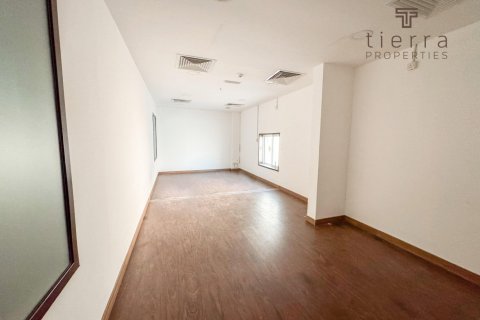 Склад 1672.2м² в Al Qusais Industrial Area, ОАЭ №48802 8