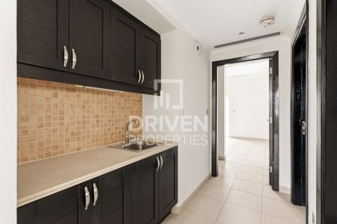 3 bedrooms Villa in Jumeirah Park, UAE No. 212579 20