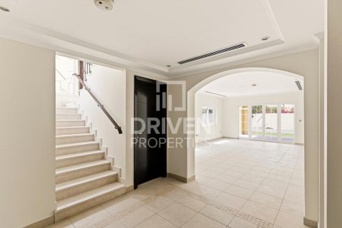 3 bedrooms Villa in Jumeirah Park, UAE No. 212579 18