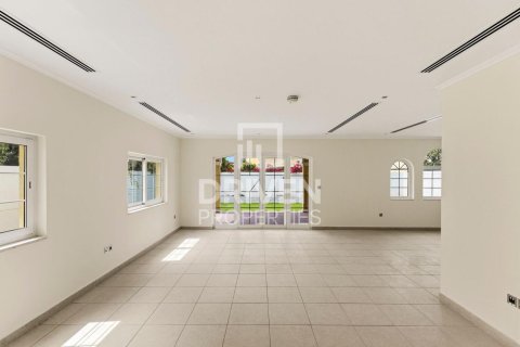 3 bedrooms Villa in Jumeirah Park, UAE No. 212579 15