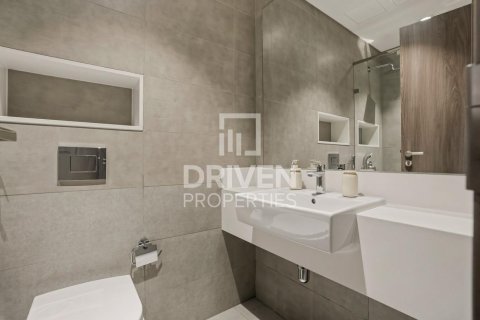 Apartment de 3 dormitorios en District One, UAE No. 221462 13