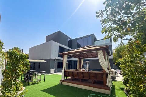 5 bedrooms Villa in Tilal City, UAE No. 223389 14