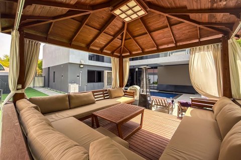 5 bedrooms Villa in Tilal City, UAE No. 223389 25