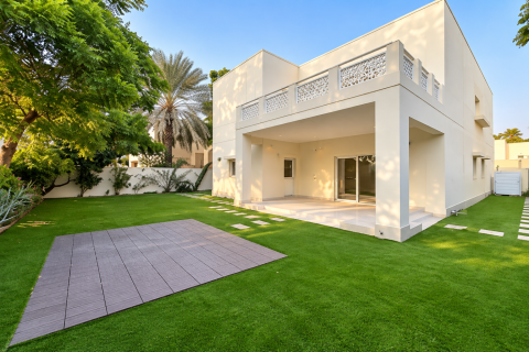 Villa de 4 chambres à Meadows, UAE No. 196637