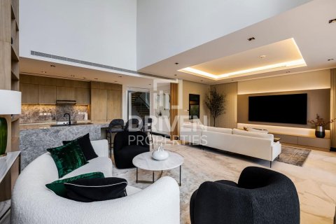 Villa de 3 dormitorios en Jumeirah Bay Island, UAE No. 214190
