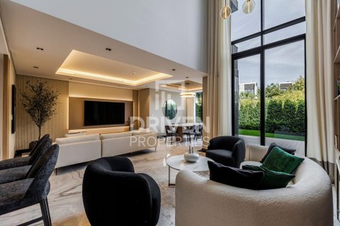 Villa de 3 dormitorios en Jumeirah Bay Island, UAE No. 214190 4
