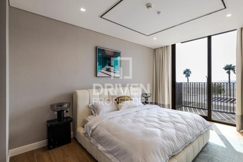 Villa de 3 dormitorios en Jumeirah Bay Island, UAE No. 214190 8