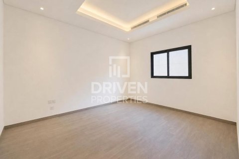 Villa de 6 dormitorios en District One, UAE No. 223159 17