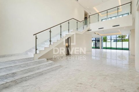 Villa de 6 dormitorios en District One, UAE No. 223159
