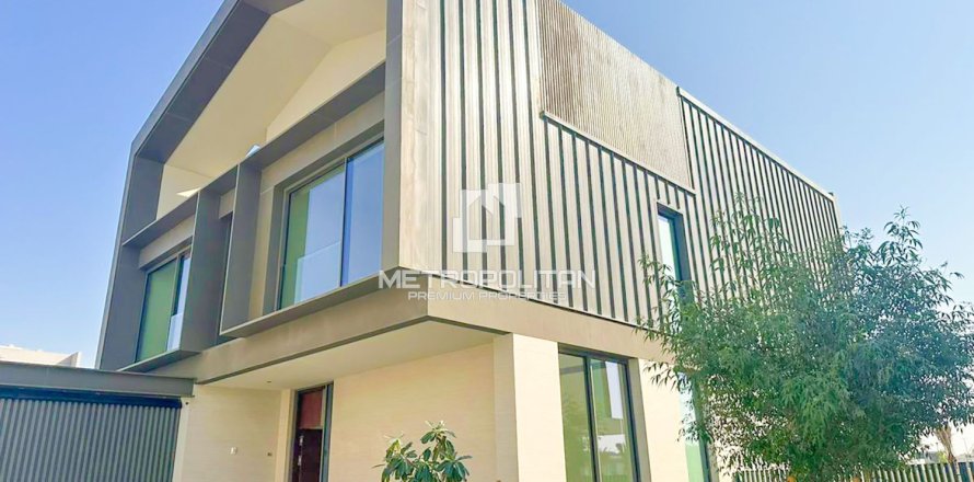 Villa de 5 dormitorios en Nad Al Sheba 1, UAE No. 129183