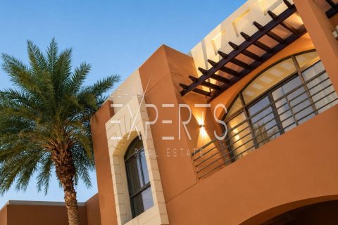 Villa de 5 dormitorios en Abu Dhabi, UAE No. 224173 8