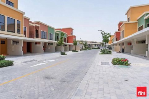 4 bedrooms Townhouse in Dubai, UAE No. 167380 12