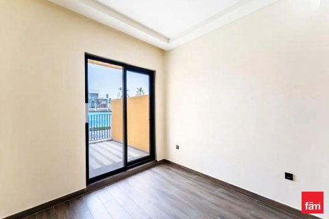 4 bedrooms Townhouse in Dubai, UAE No. 167380 3