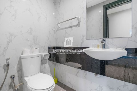 1 bedroom Apartment in Business Bay, UAE No. 129790 16