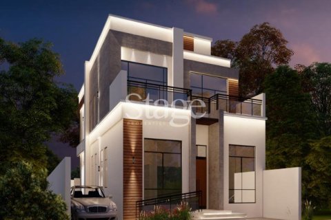 Вилла с 4 спальнями в Tilal City C, ОАЭ №110005 10