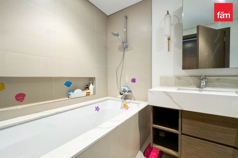 2 bedrooms Apartment in Dubai, UAE No. 223897 15