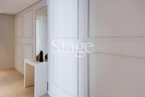 3 bedrooms Apartment in Dubai, UAE No. 205633 16