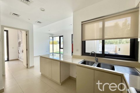 Villa de 4 chambres à Dubai Hills Estate, UAE No. 220827 10
