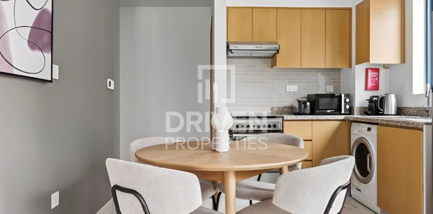 1 bedroom Apartment in Bellevue Towers, UAE No. 221116
