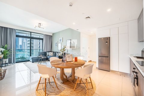 Квартира с 1 спальней в EMAAR Beachfront, ОАЭ №129499