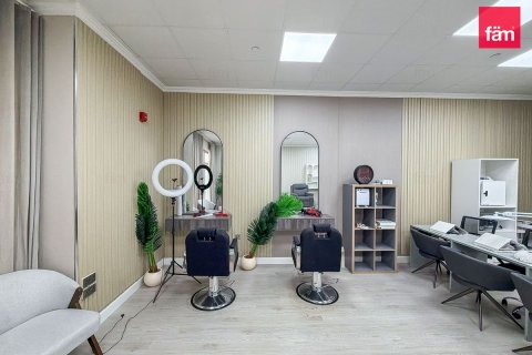 Магазин 93.7м² в Дубай, ОАЭ №199317 3