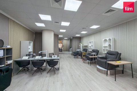 Магазин 93.7м² в Дубай, ОАЭ №199317 8