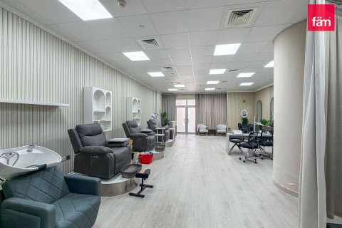 Магазин 93.7м² в Дубай, ОАЭ №199317 4