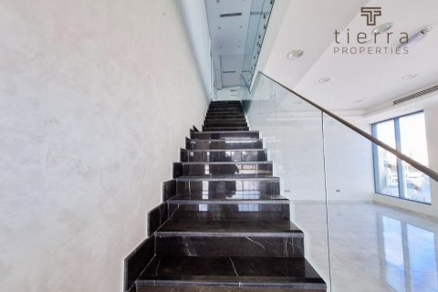Commercial property de 613.2m² à Sheikh Zayed Road, UAE No. 46601 7