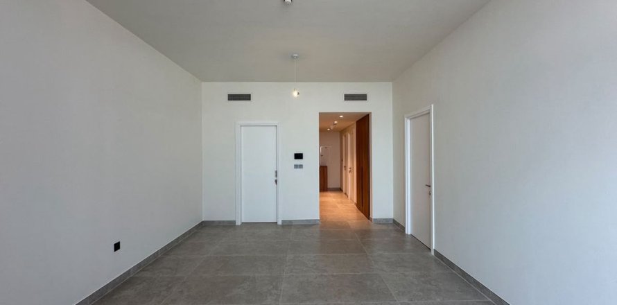 2 bedrooms Apartment in Dubai, UAE No. 219145