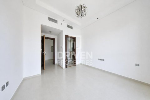 Apartment de 2 dormitorios en Umm Al Sheif, UAE No. 193681 4