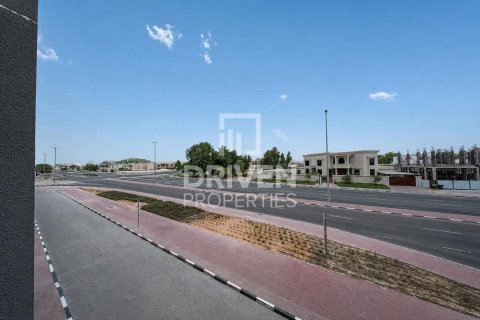 Apartment de 2 dormitorios en Umm Al Sheif, UAE No. 193681 13