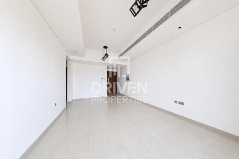 Apartment de 2 dormitorios en Umm Al Sheif, UAE No. 193681 8