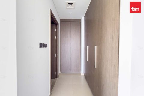 Квартира с 2 спальнями в Даунтаун Дубай (Даунтаун Бурдж Дубай), ОАЭ №215586 18