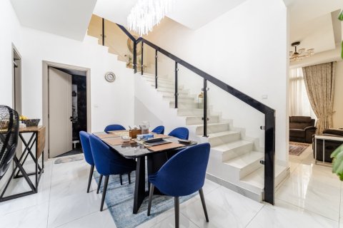 3 bedrooms Townhouse in Dubai, UAE No. 220277 6