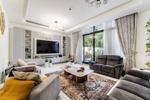 3 bedrooms Townhouse in Dubai, UAE No. 220277