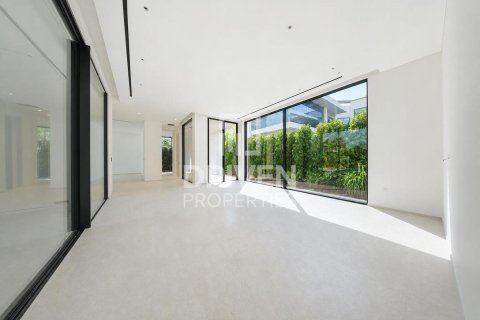 6 bedrooms Villa in Pearl Jumeirah, UAE No. 217858 6