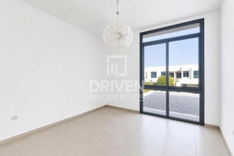 Таунхаус с 3 спальнями в Hayat Townhouses, ОАЭ №218524 4