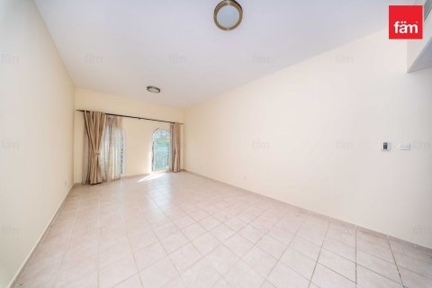 Apartment de 2 dormitorios en Jebel Ali, UAE No. 223663 4