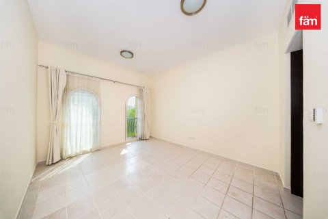 Apartment de 2 dormitorios en Jebel Ali, UAE No. 223663 10