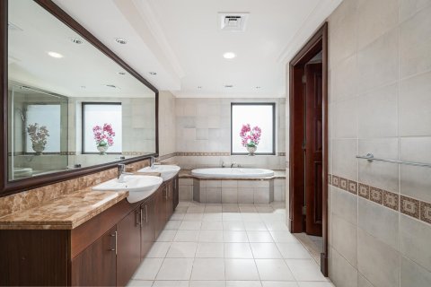 Apartment de 3 dormitorios en Palm Jumeirah, UAE No. 221690 22