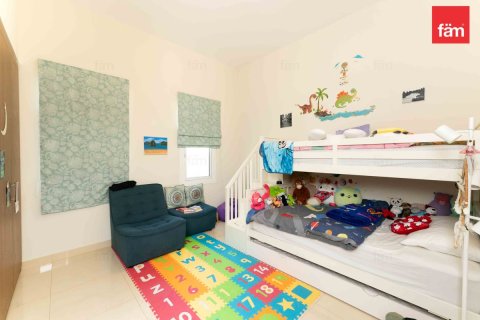 3 bedrooms Villa in Dubai, UAE No. 160659 21