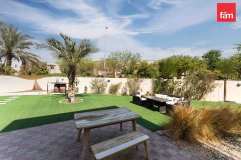 3 bedrooms Villa in Dubai, UAE No. 160659 29