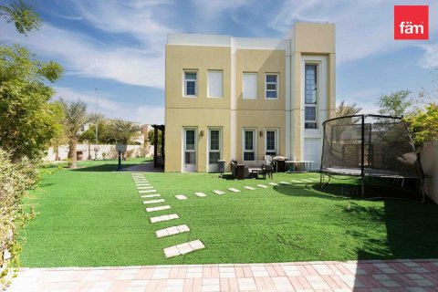 3 bedrooms Villa in Dubai, UAE No. 160659 28