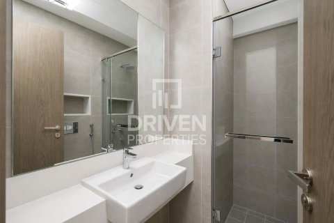 Apartment de 2 dormitorios en District One, UAE No. 221497 15